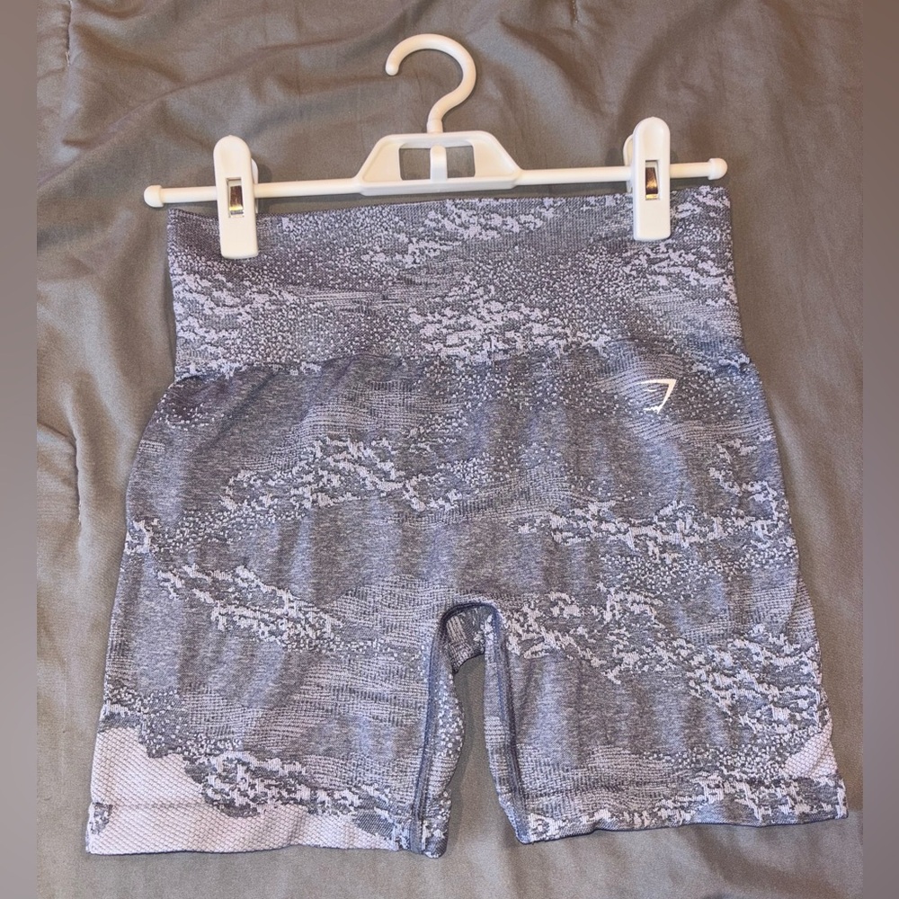 Gymshark Adapt Fleck Seamless Shorts - Black/Smokey Grey